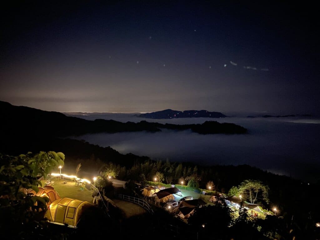 露營地夜景