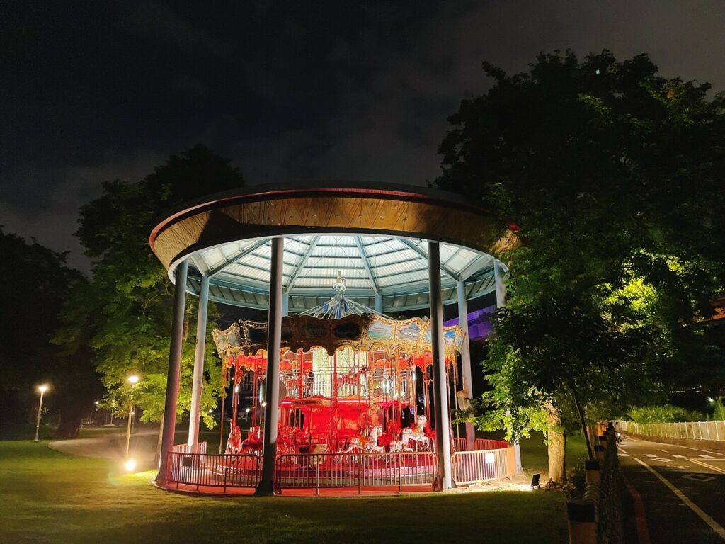 舊台北兒童樂園內旋轉木馬